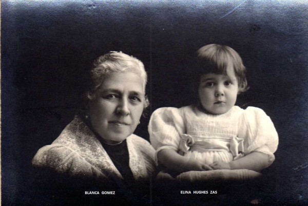 Blanca  y  Elina en su infancia